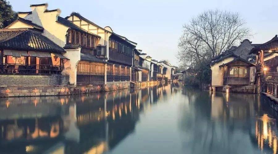 如何看待一边上班一边备考公考的人?-红迪网平台